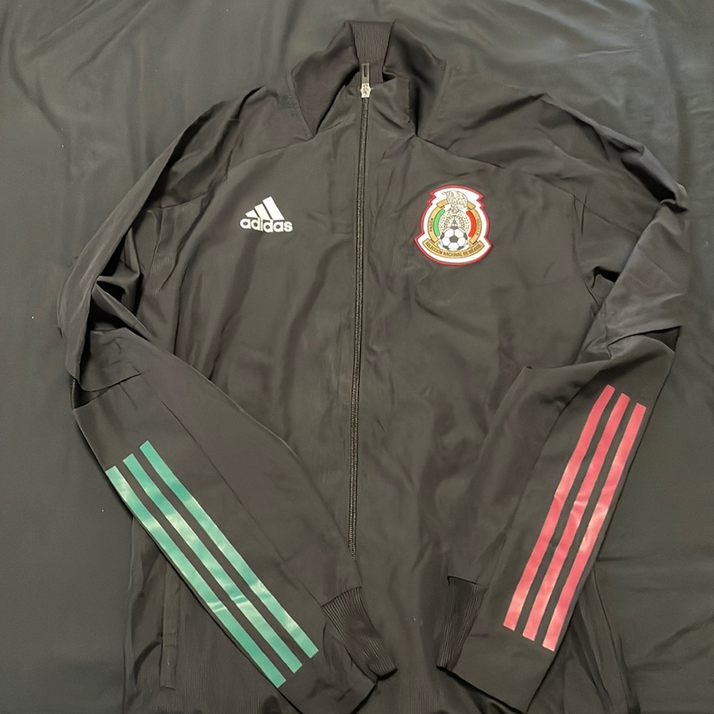 Adidas sweater